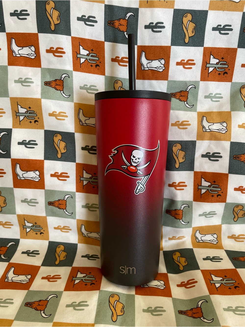 Tampa Bay Buccaneers Simple Modern Slim 24 oz Tumbler - Red to Black Ombre